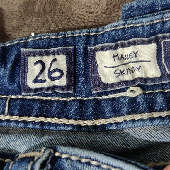 Miss Me's Pink Bling Embellishments - Picture 4 of 5